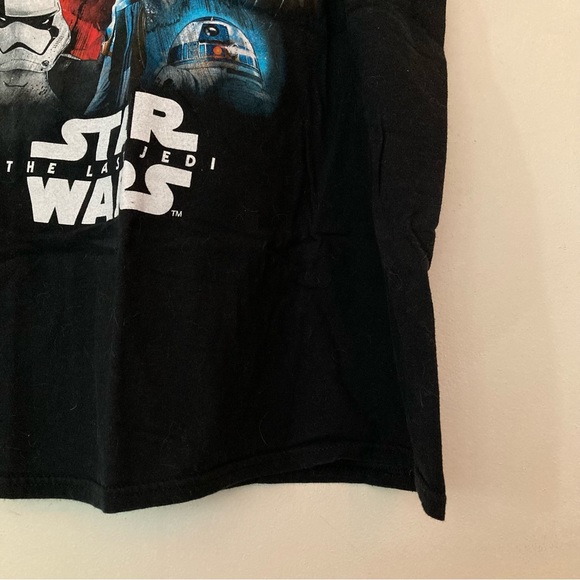 Star Wars merch black The Force Awakens sequel trilogy tee in men’s large - Picture 4 of 6